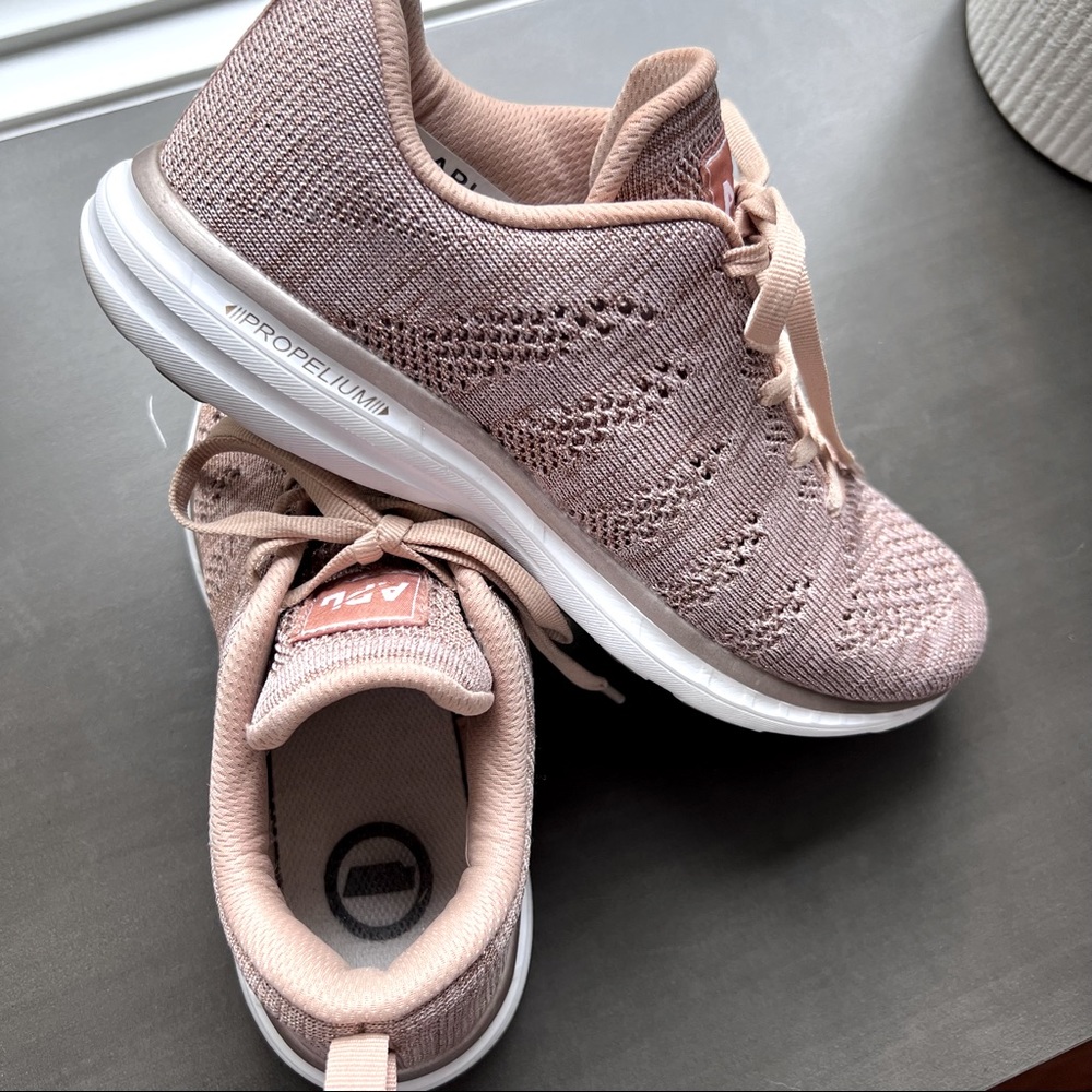 Apl Women's Techloom Phantom Size 8.5 - image 5